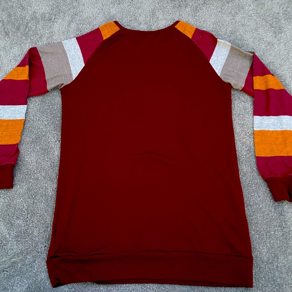 Stripe sleeved long sweater